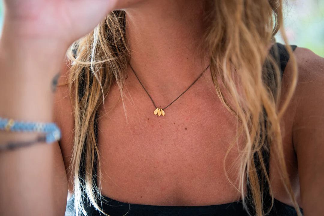 Tiny Charm Three Petal Necklace